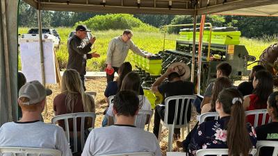 XI Semana Acadêmica de Agronomia promove Dia de Campo com foco em práticas agronômicas na UFFS